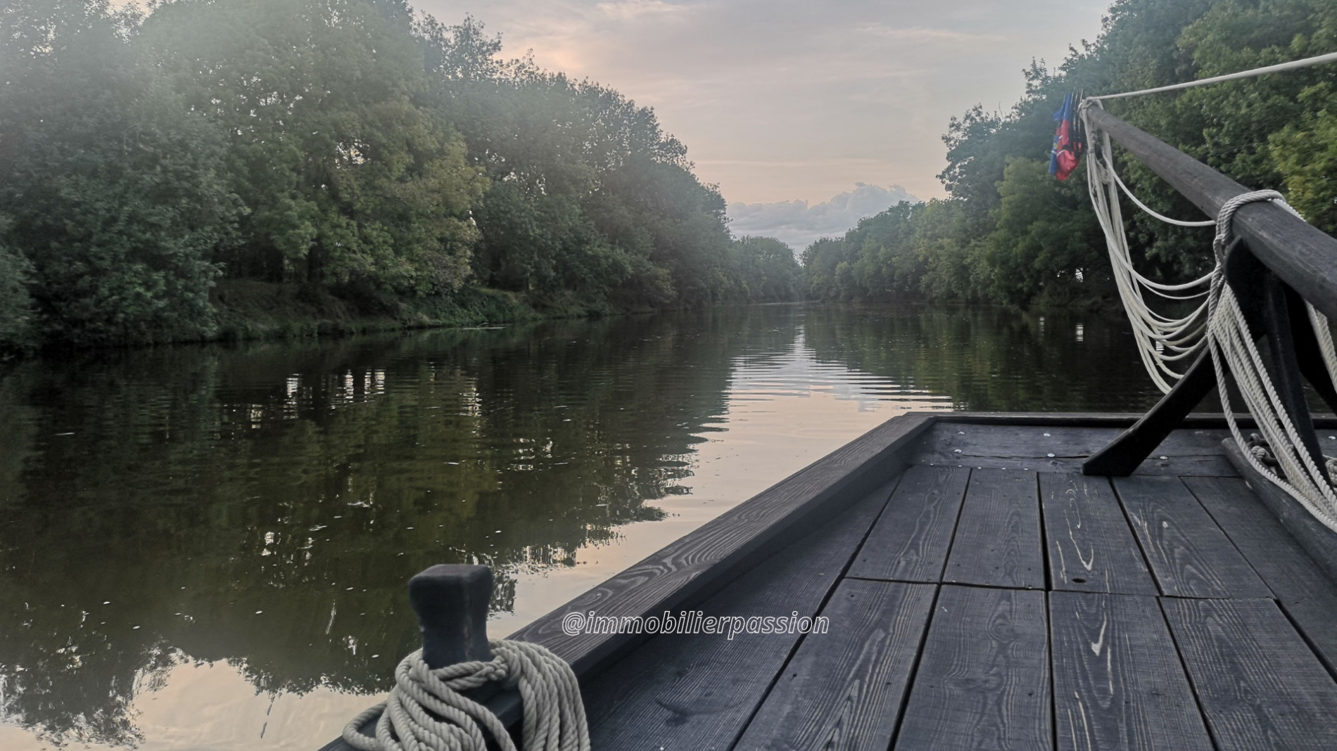 Balade en bateau sur la Mayenne