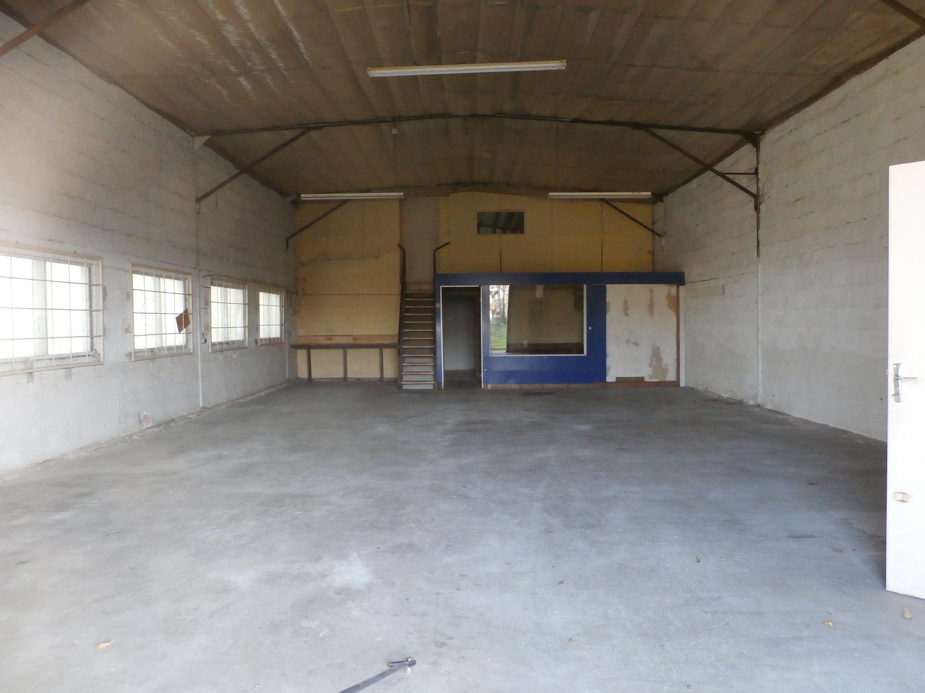 Maison Angers 8 pièces + 350m² d'annexe