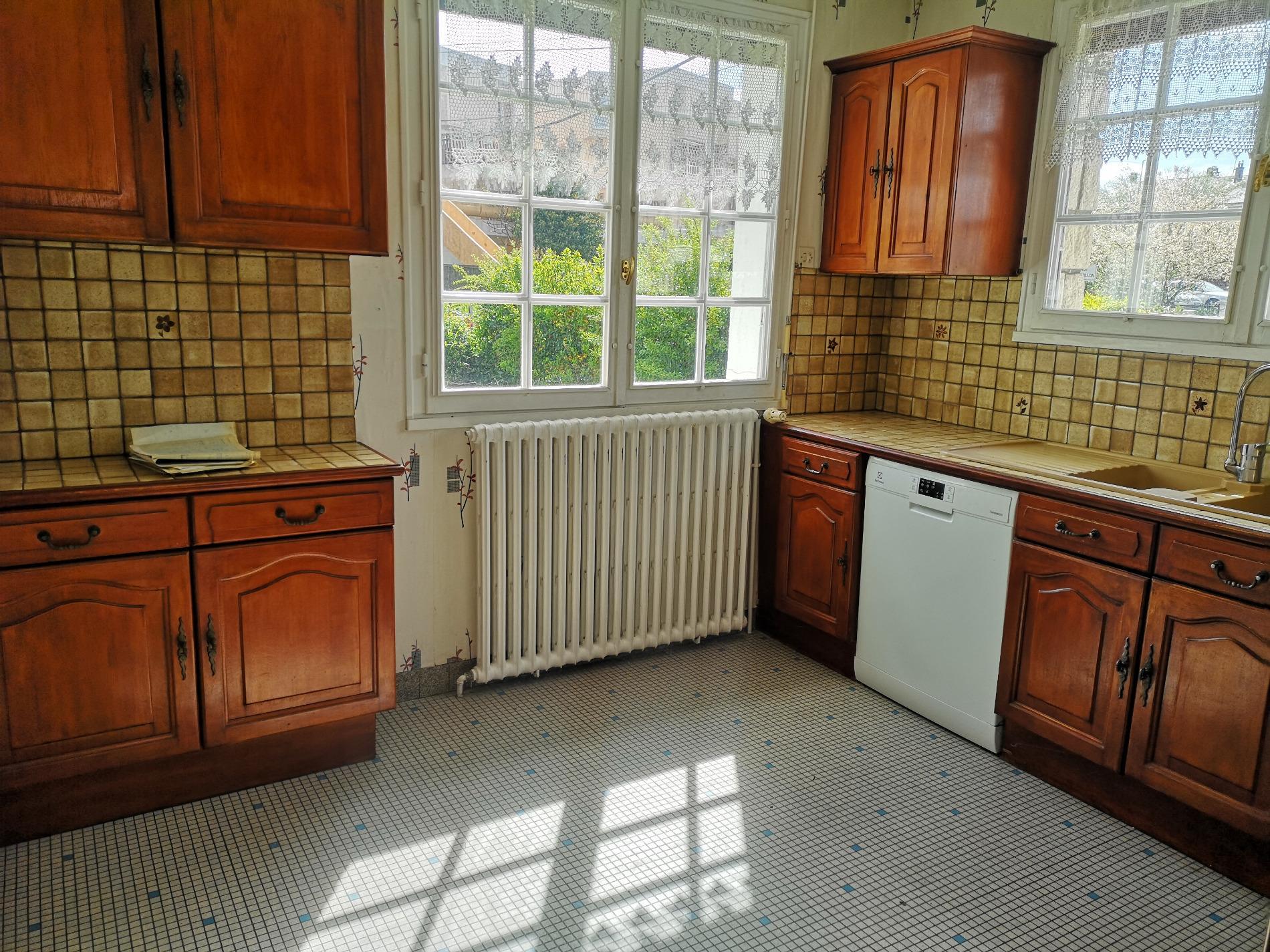 maison type 8 proche tramway ANGERS