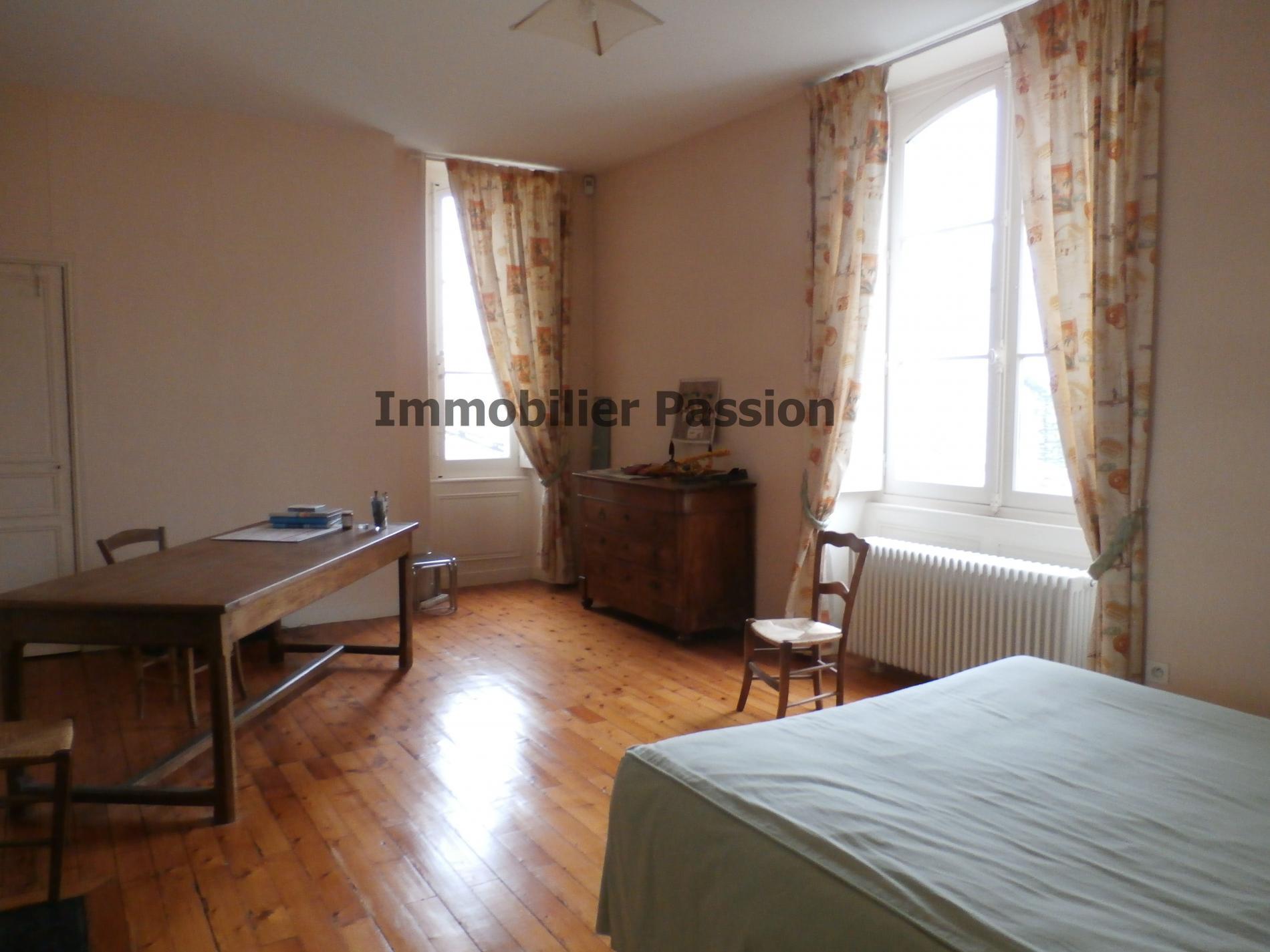 2 maisons anciennes en hyper centre ANGERS