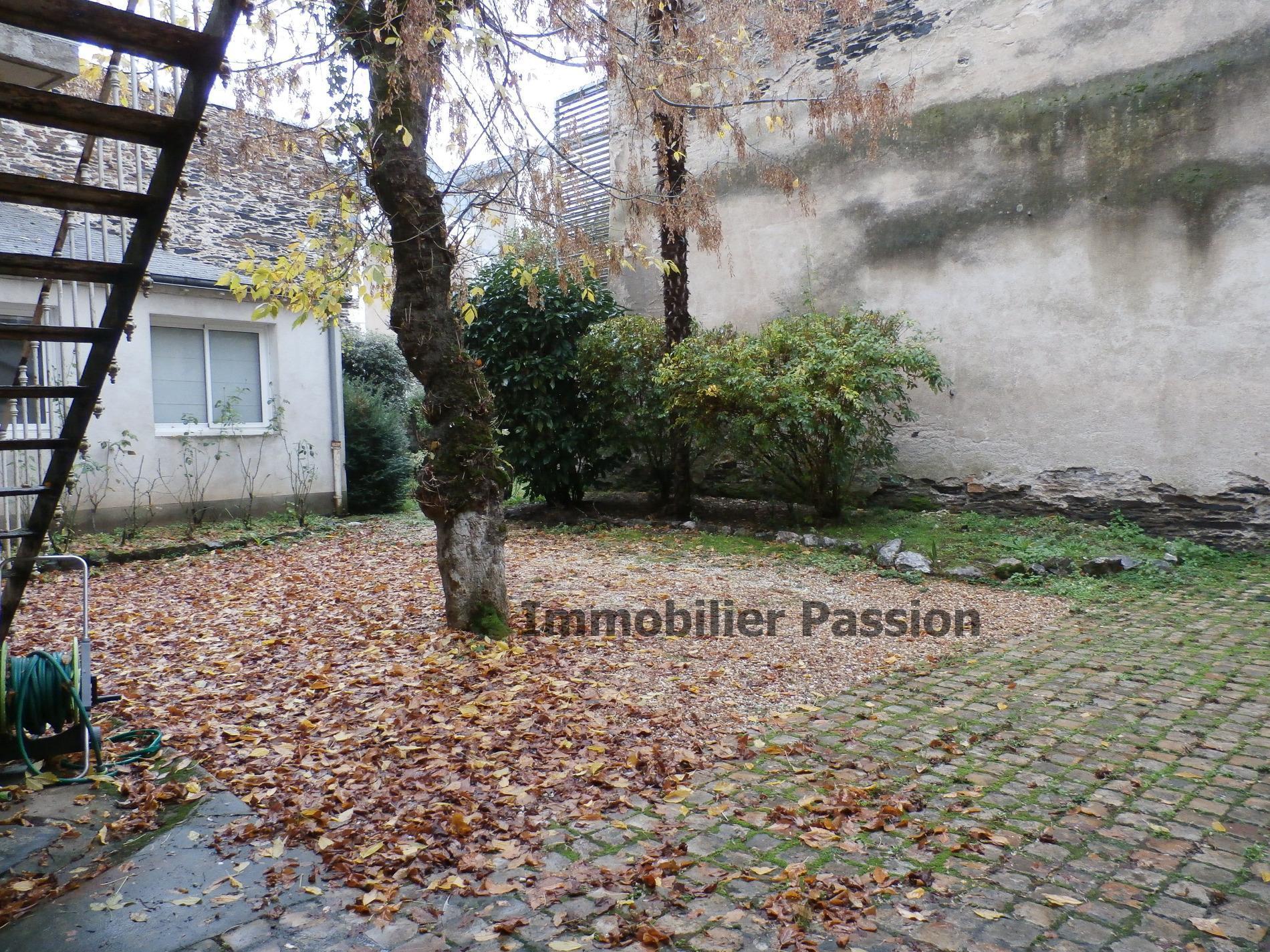 2 maisons anciennes en hyper centre ANGERS