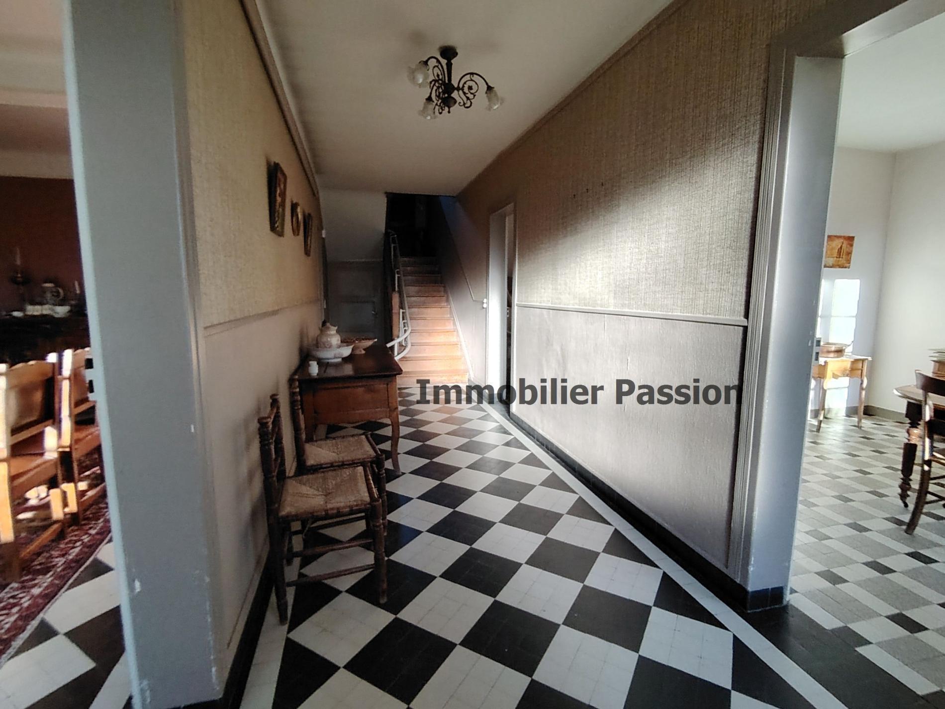 maison 400 m² hab. SAUMUR proche gare