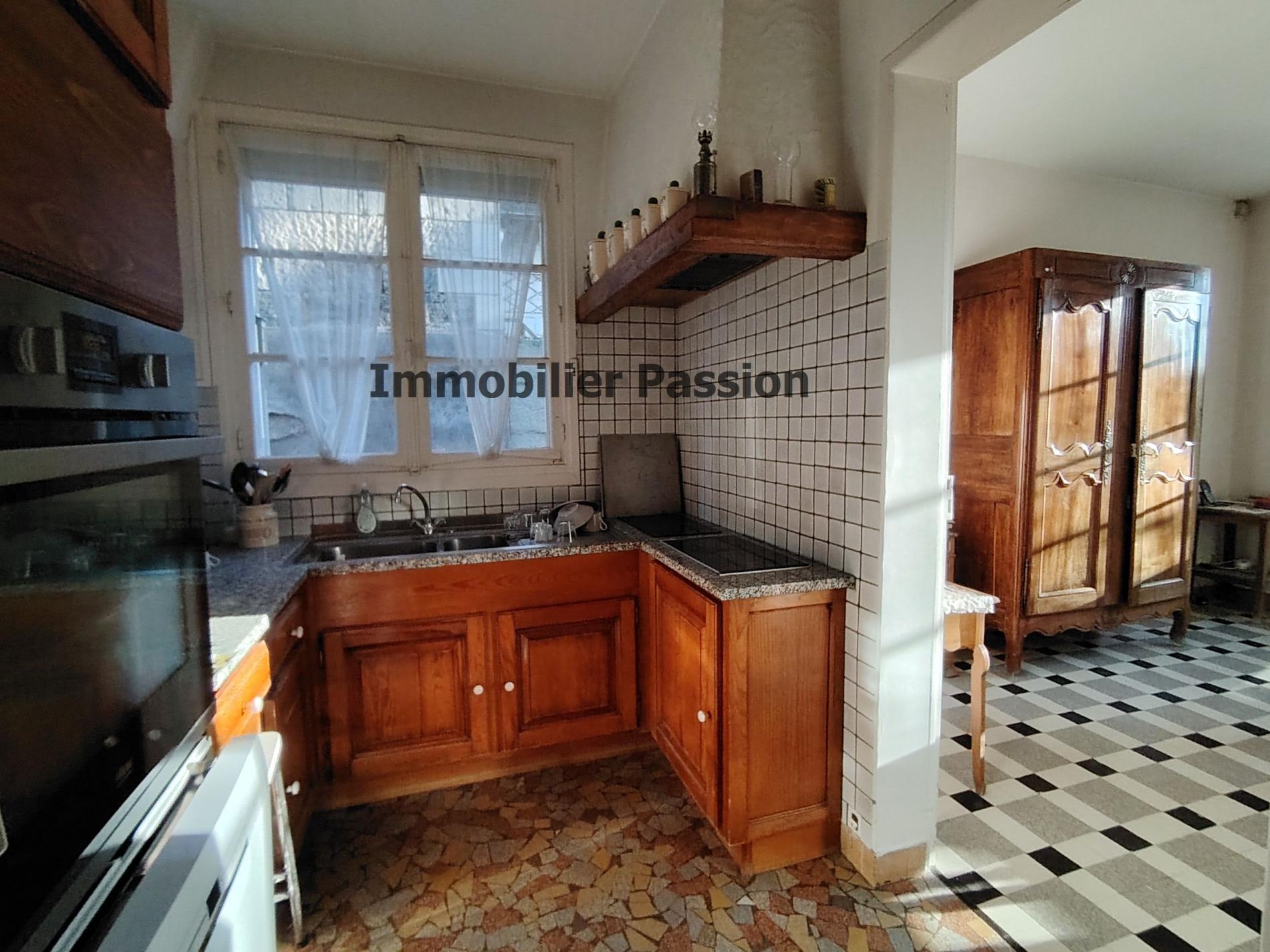 maison 400 m² hab. SAUMUR proche gare