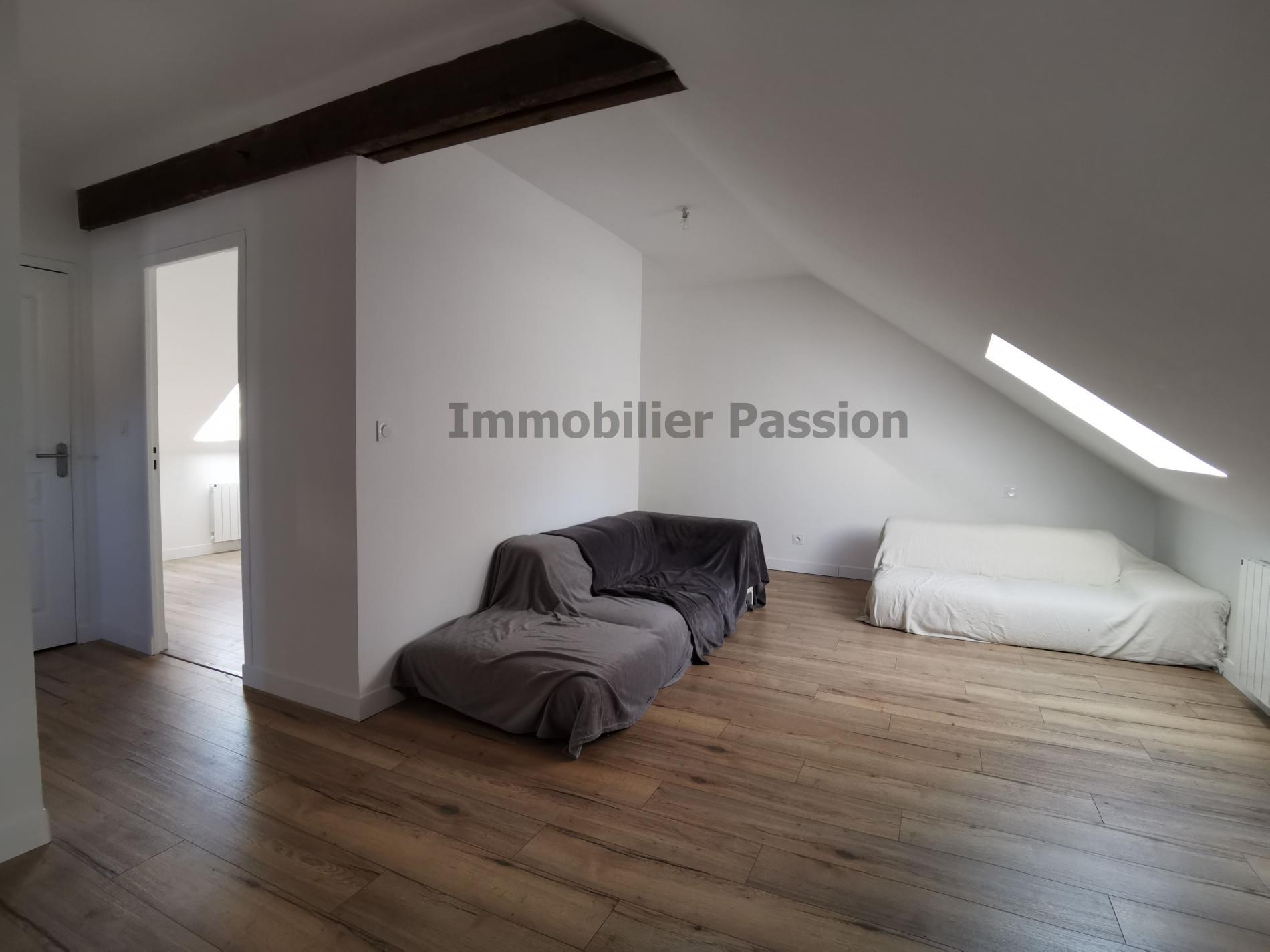 maison ancienne 143 M² hab SEGRE CENTRE