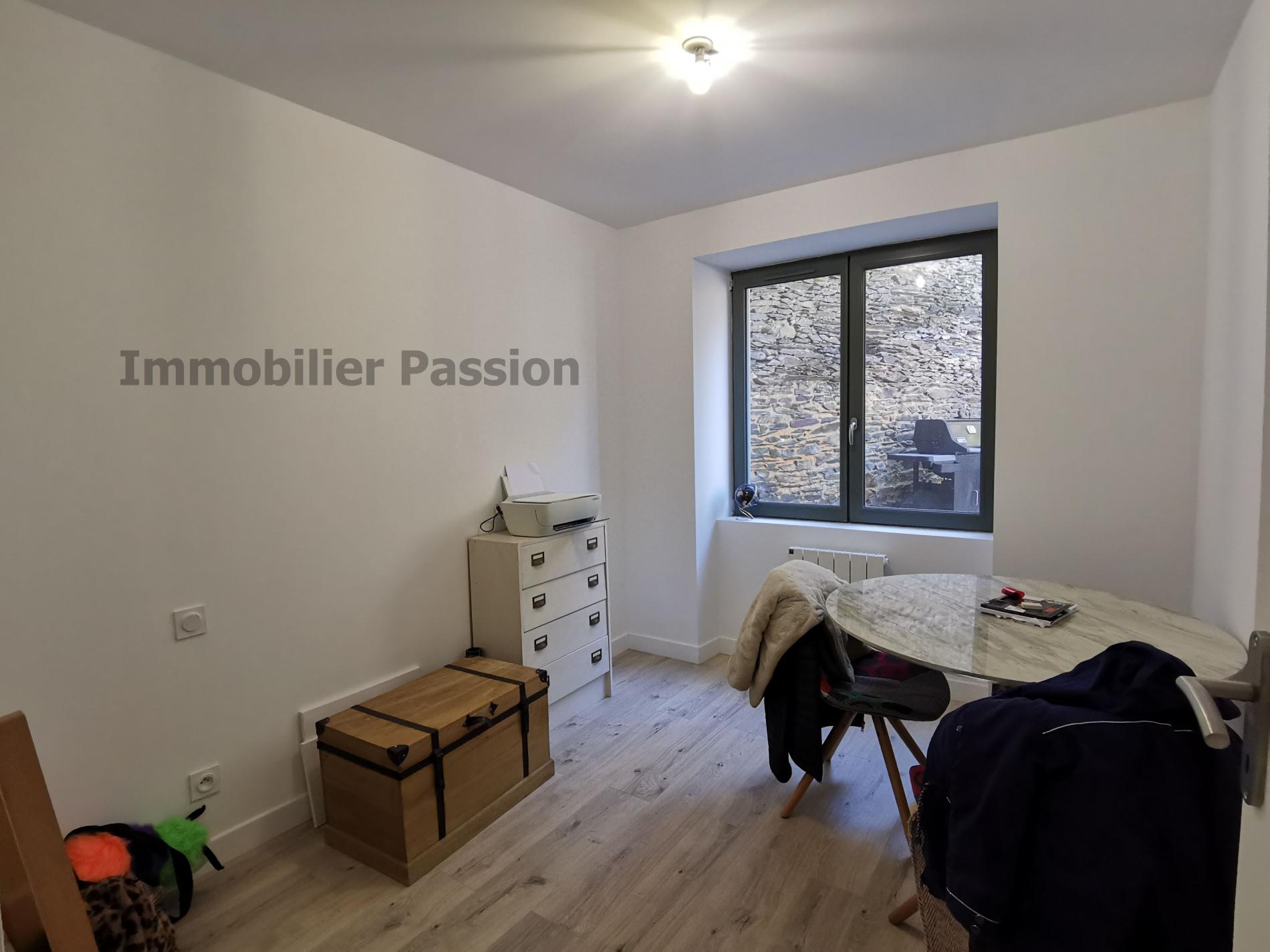maison ancienne 143 M² hab SEGRE CENTRE