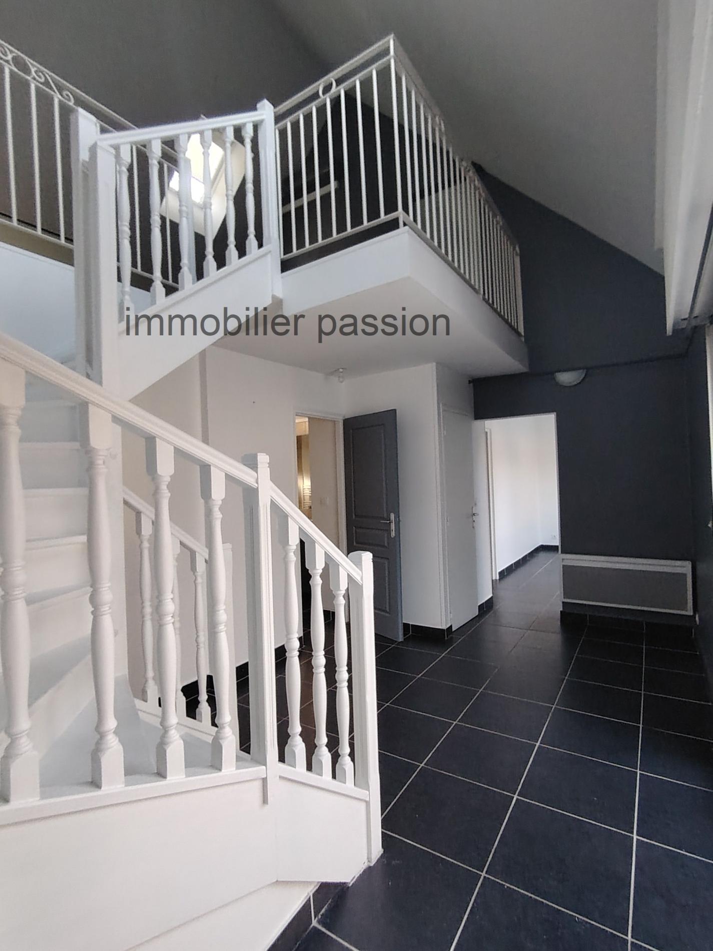 maison atytique 204 m² hab ANGERS-parc de la Garenne
