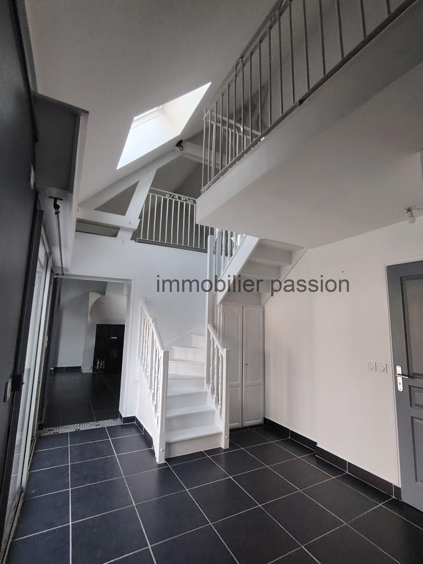 maison atytique 204 m² hab ANGERS-parc de la Garenne