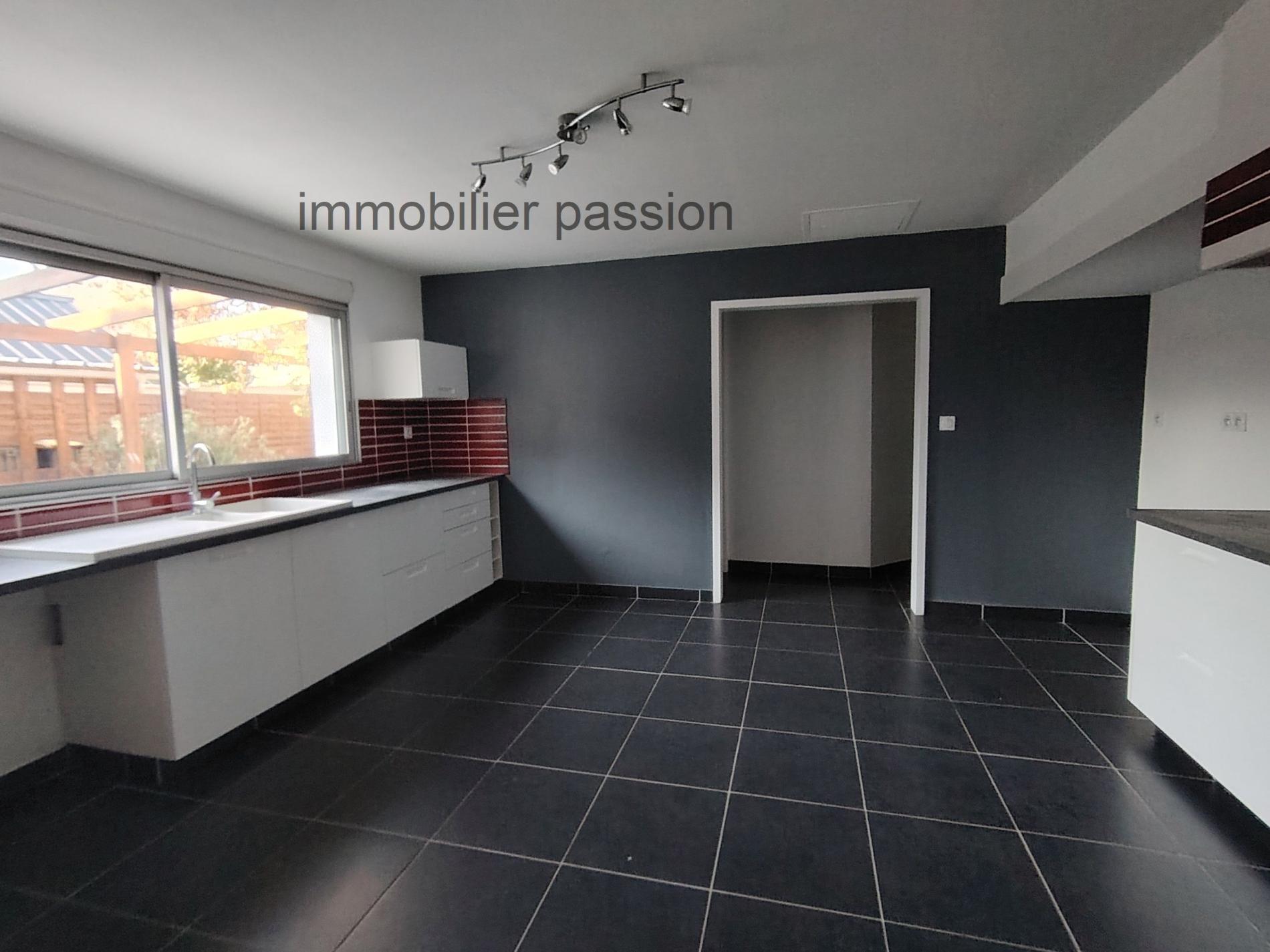 maison atytique 204 m² hab ANGERS-parc de la Garenne