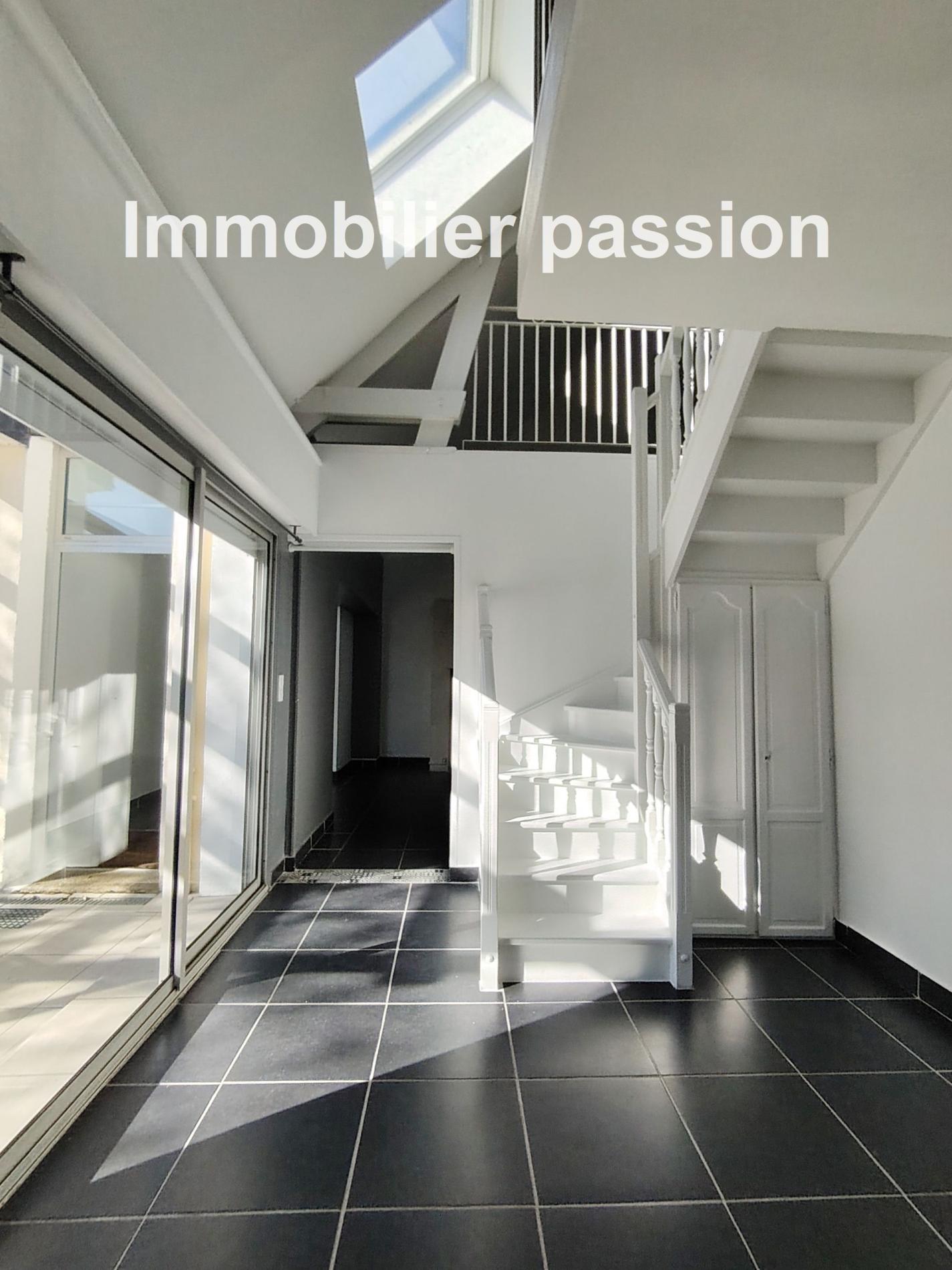 maison atytique 204 m² hab ANGERS-parc de la Garenne