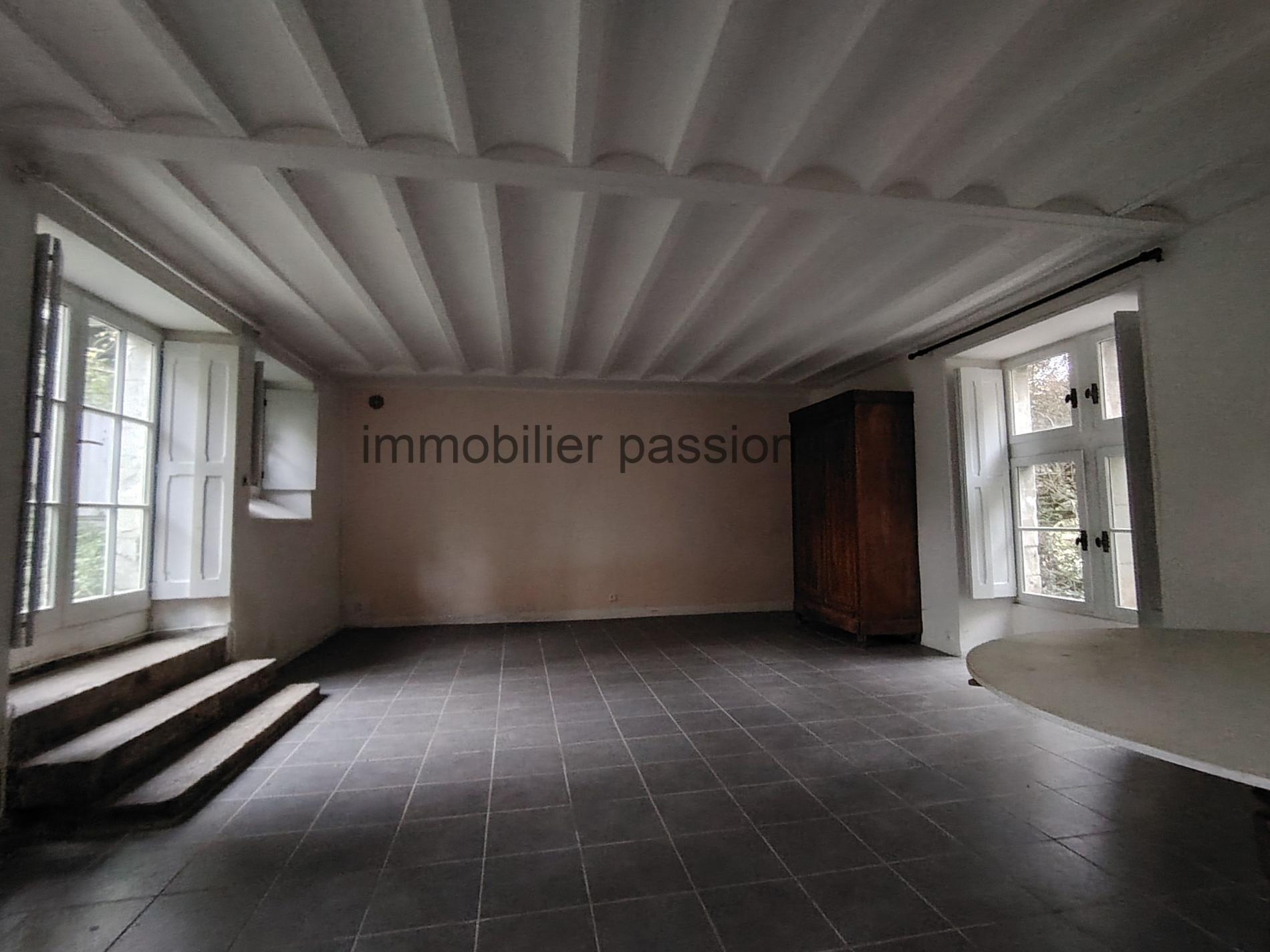 propriété de 511 m² hab- 20 min OUEST ANGERS