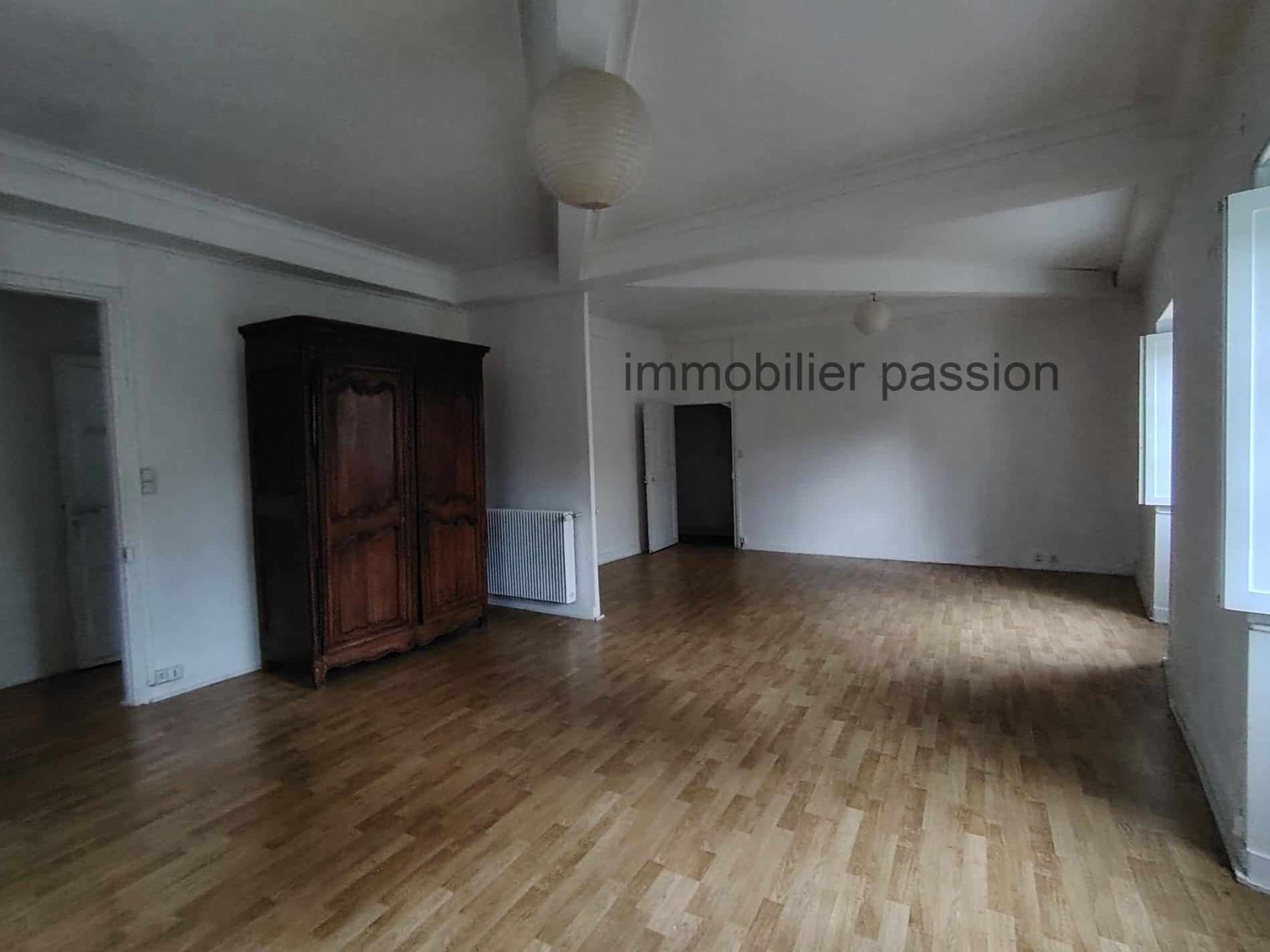 propriété de 511 m² hab- 20 min OUEST ANGERS