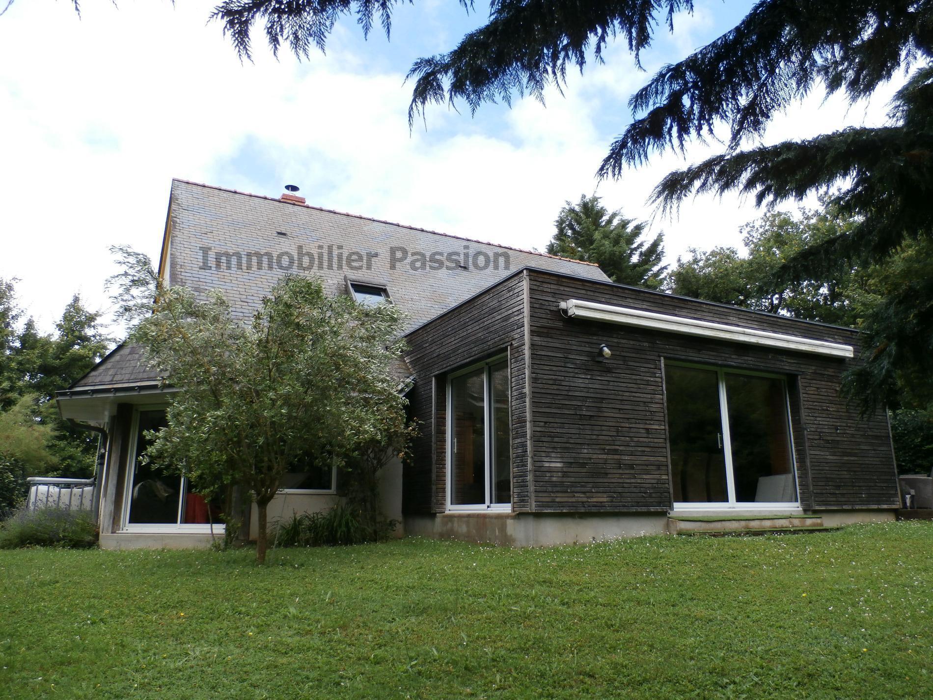 MAISON 167 m² hab-FENEU-20 min NORD ANGERS