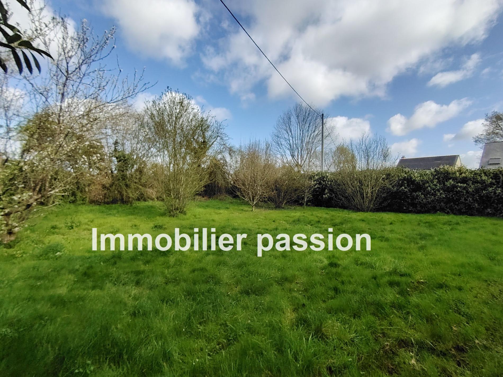 Terrain à construire 1 383 m² FENEU