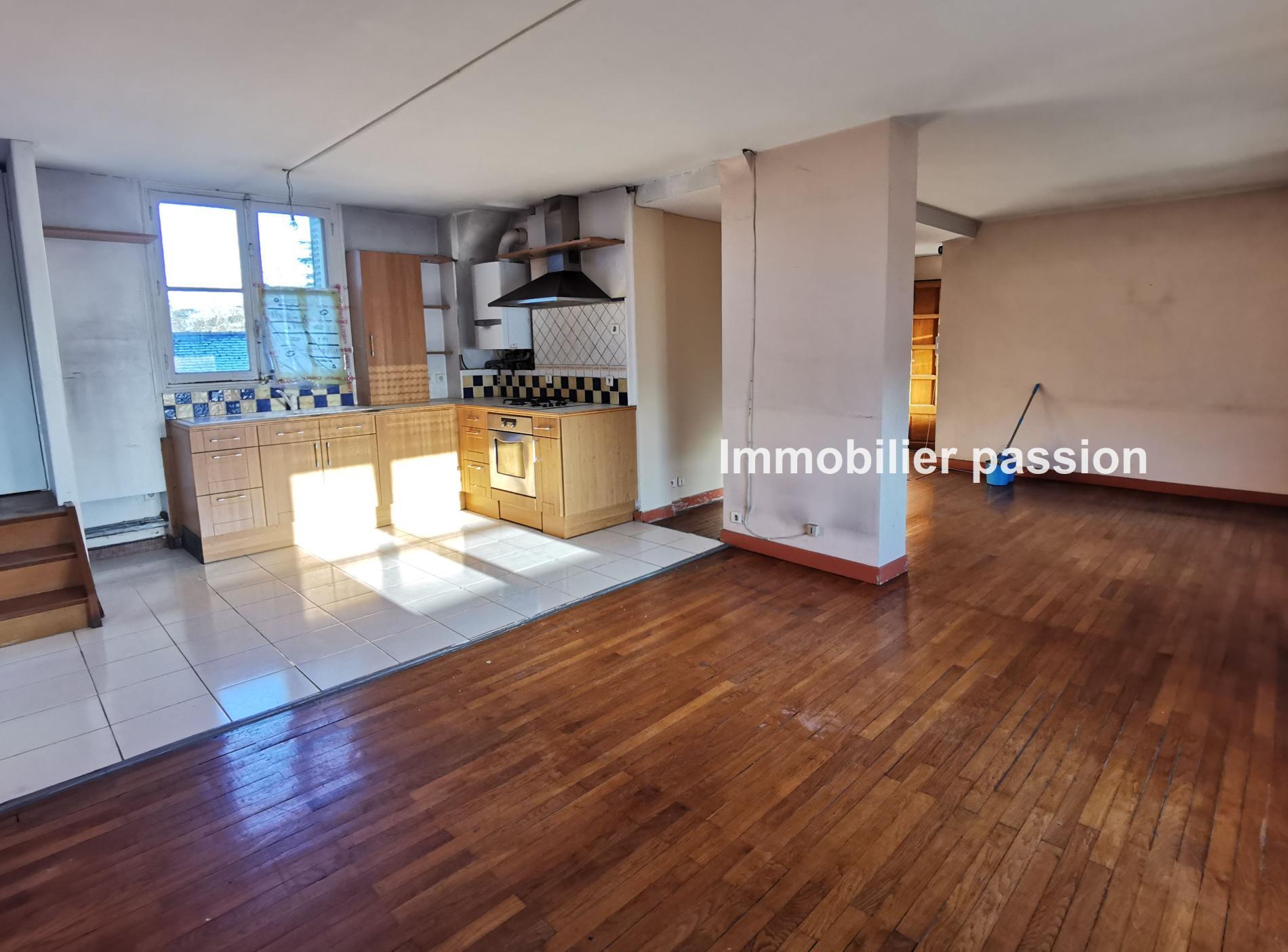 Appart T5- Duplex dernier étage CENTRE VILLE ANGERS