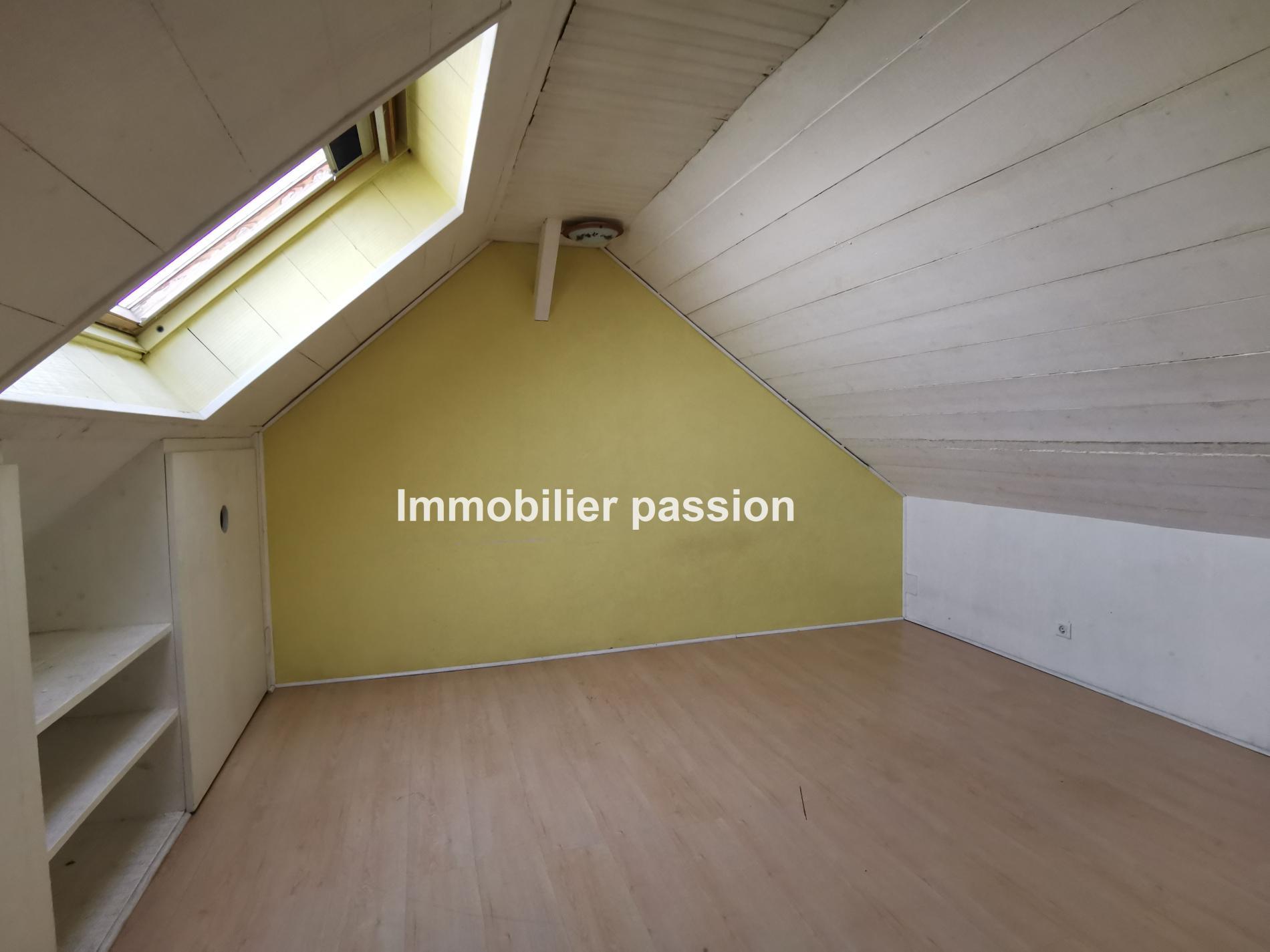 Appart T5- Duplex dernier étage CENTRE VILLE ANGERS