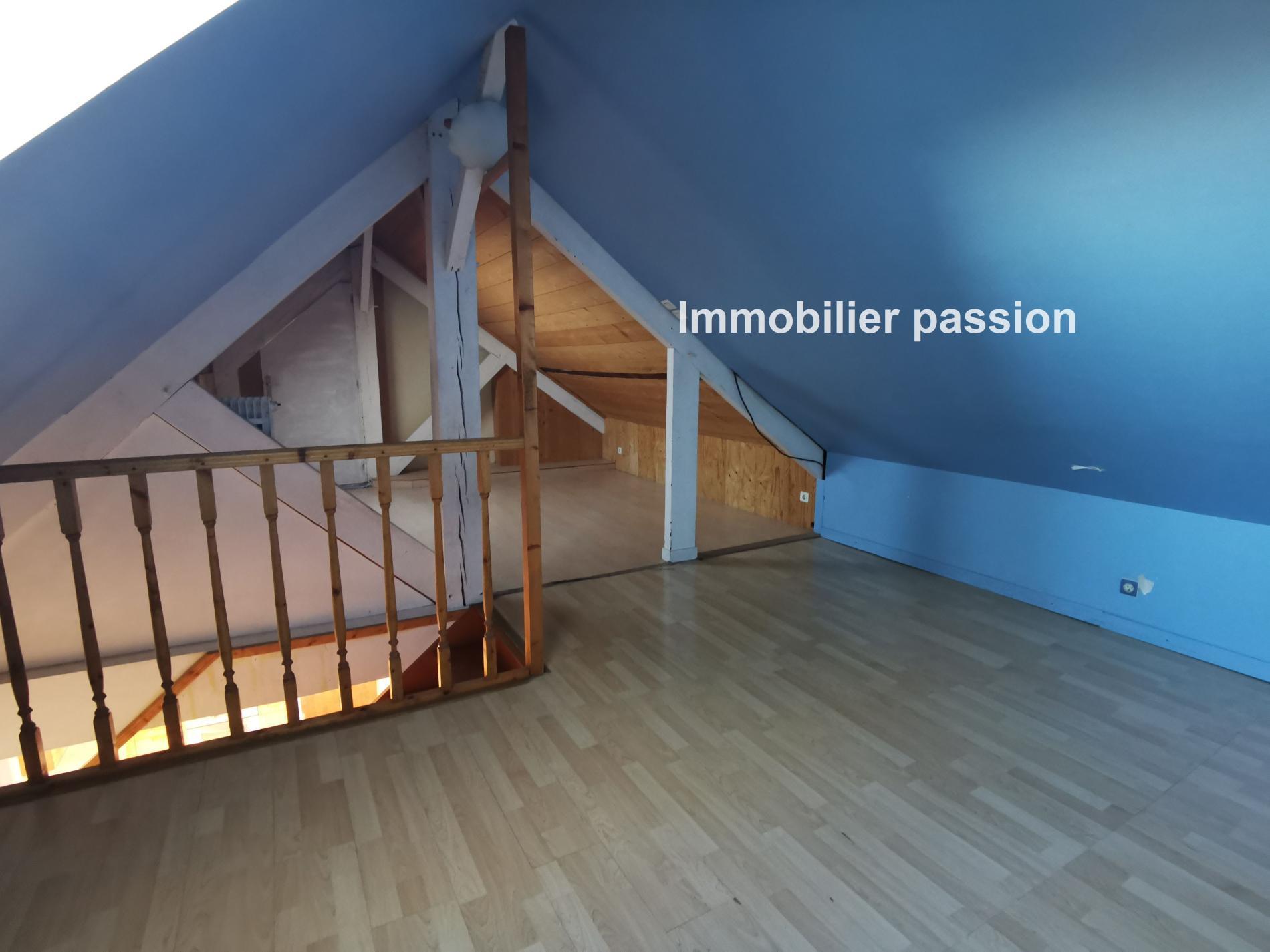 Appart T5- Duplex dernier étage CENTRE VILLE ANGERS