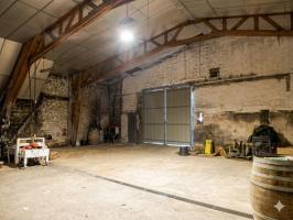 Chai de 400 m² , VAL DU LAYON