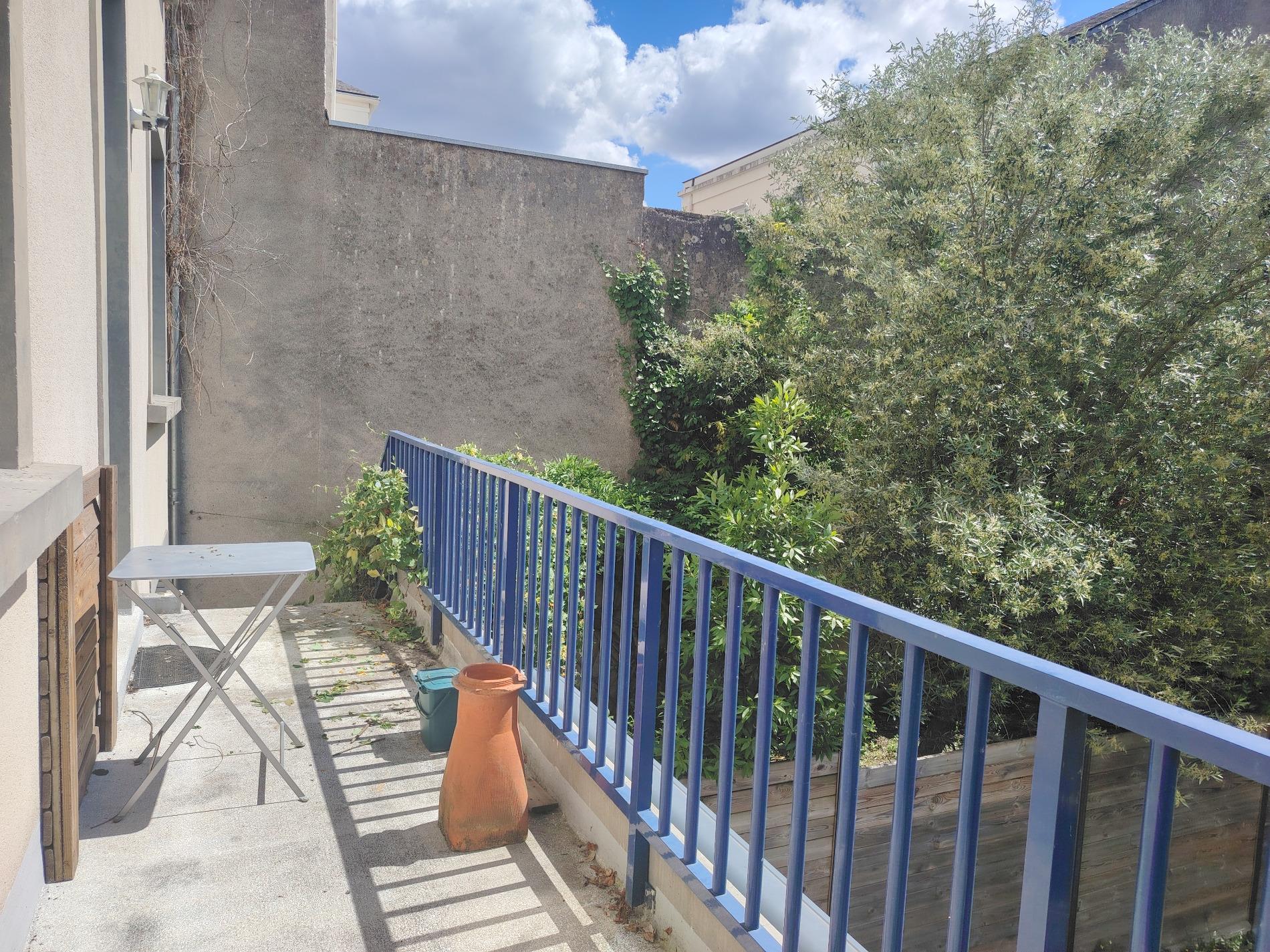 appartement 74 m² hab, avec jardin et garage, ANGERS-VISITATION