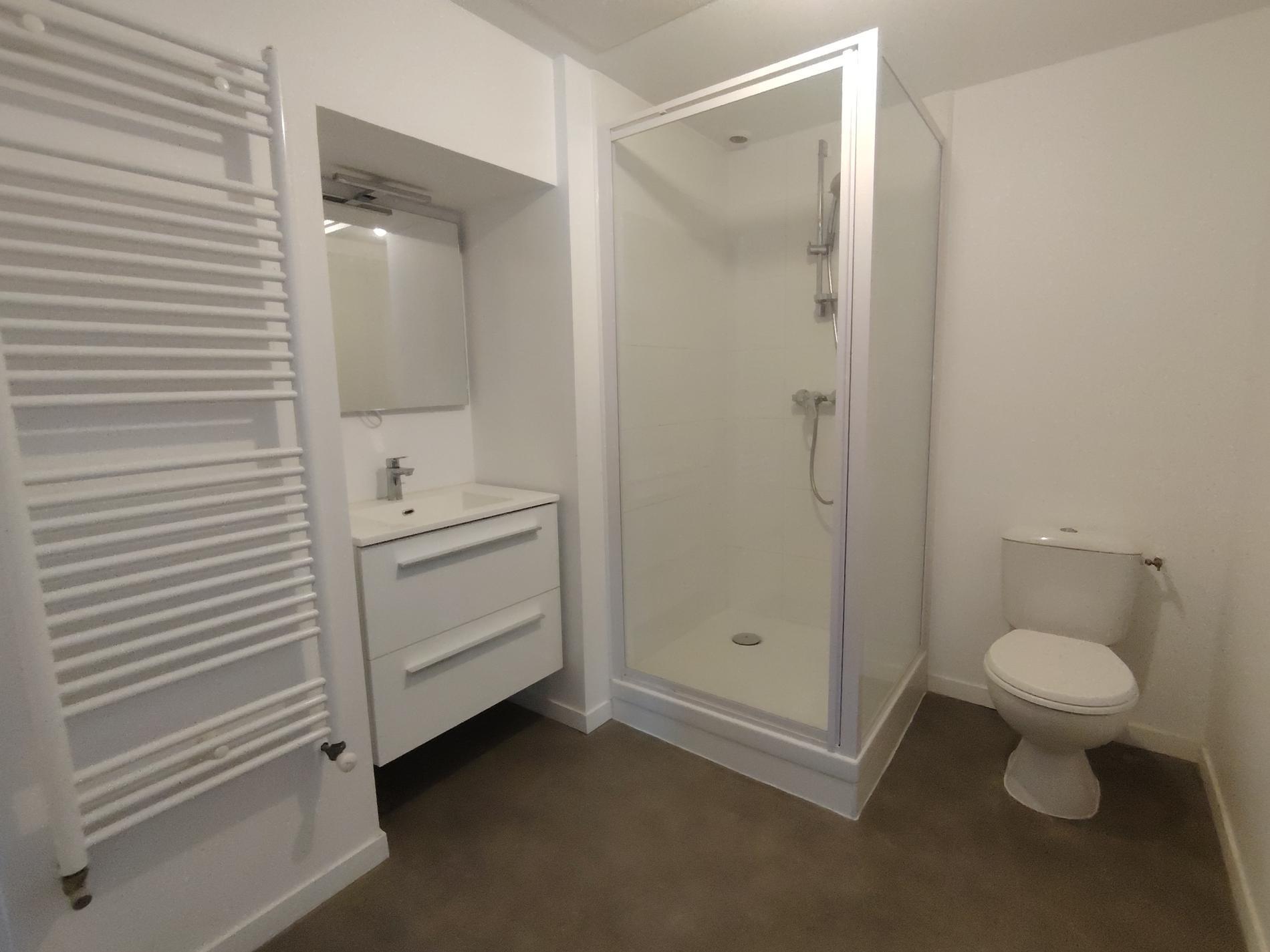 maison TYPE 5 - 87 m² hab, AVRILLE