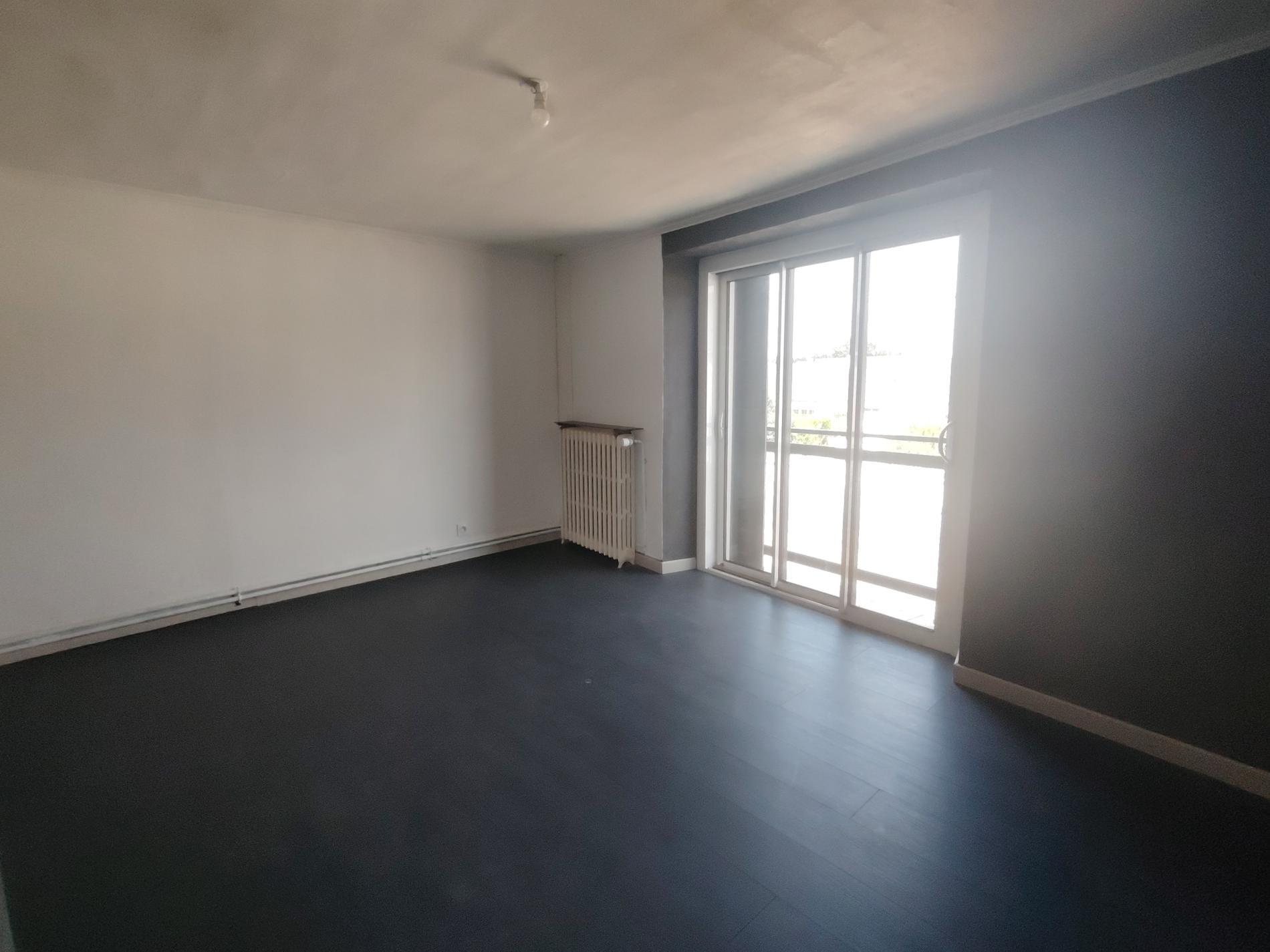 maison TYPE 5 - 87 m² hab, AVRILLE
