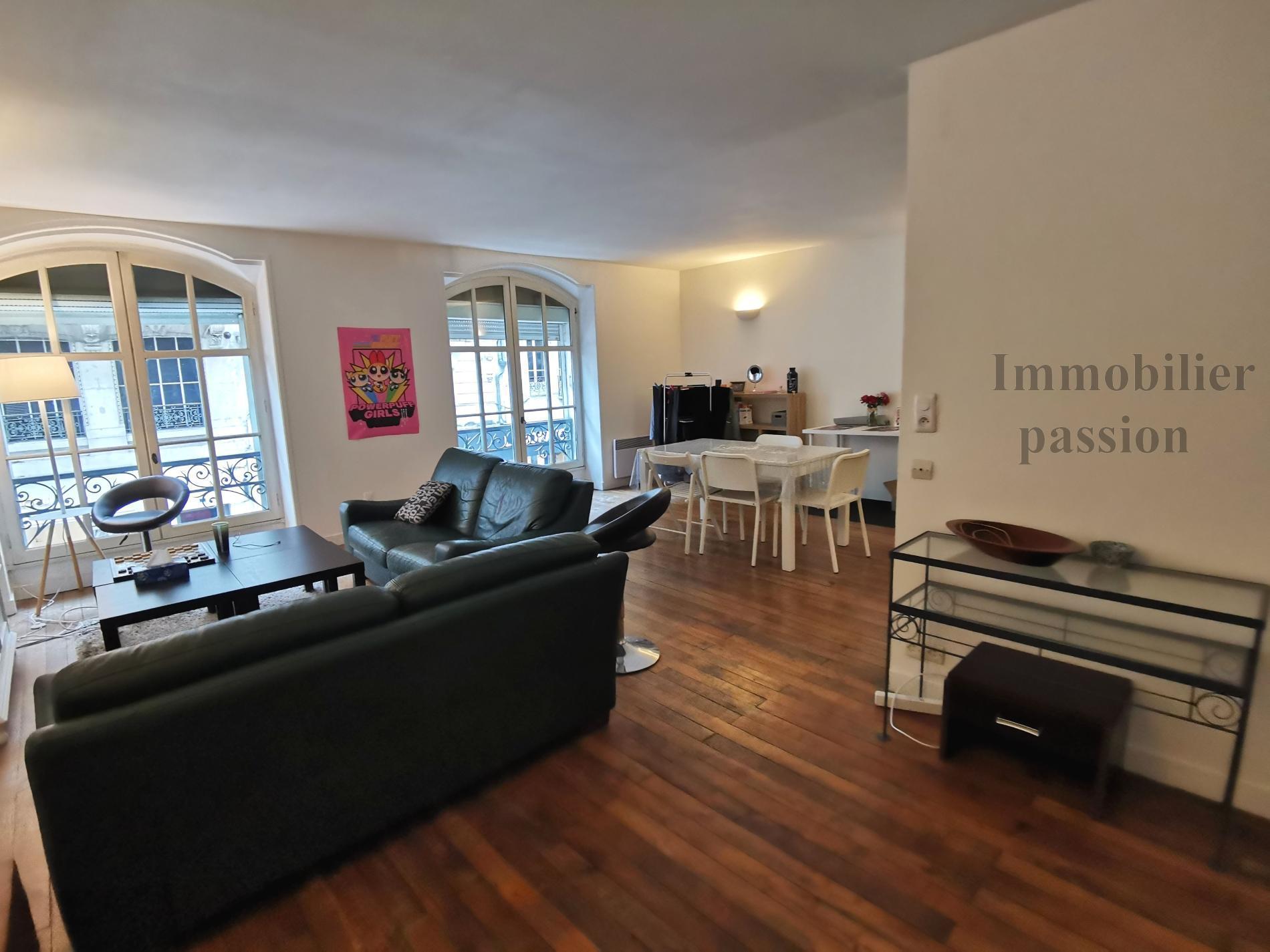 Appartement TYPE 5 ANGERS HYPER CENTRE