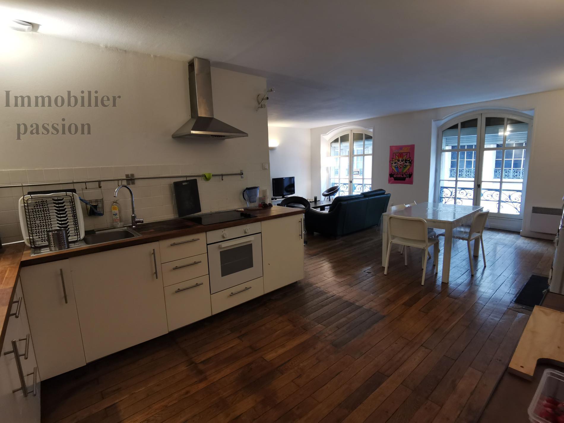 Appartement TYPE 5 ANGERS HYPER CENTRE