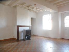 maison de bourg 65 m² hab, 40 min NORD ANGERS