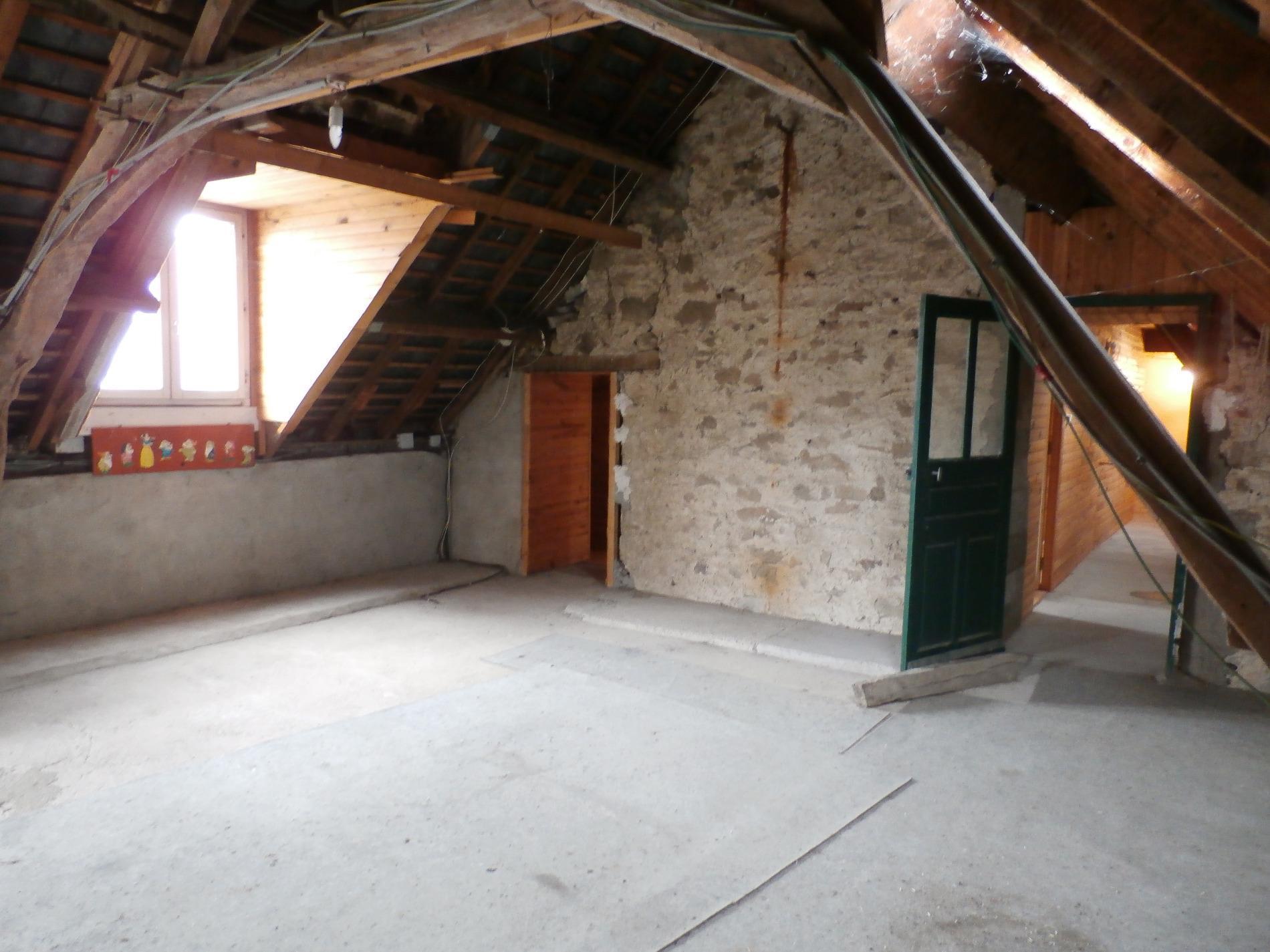 maison st leger des bois 49