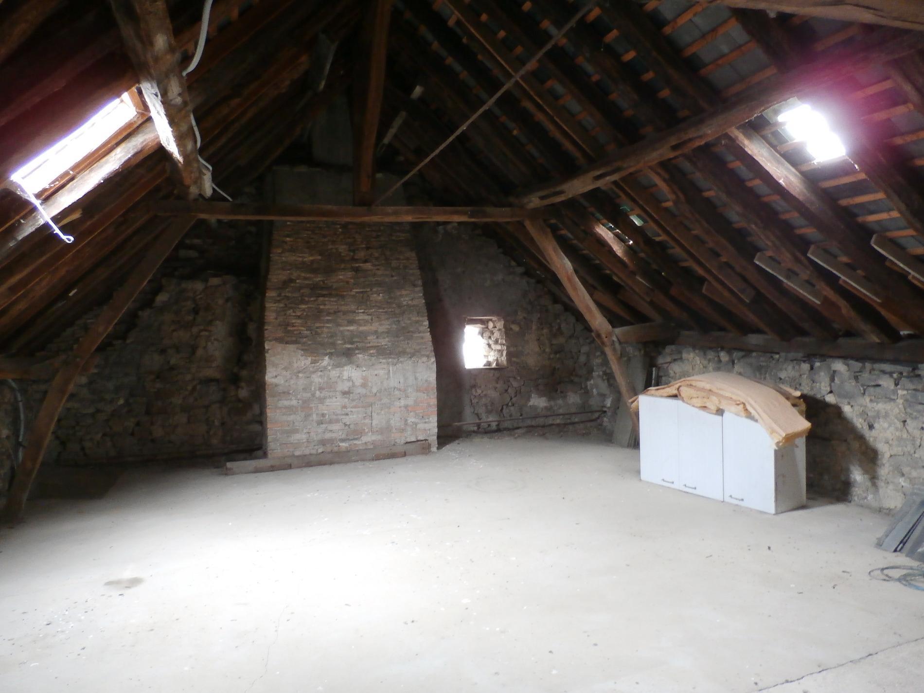 maison st leger des bois 49