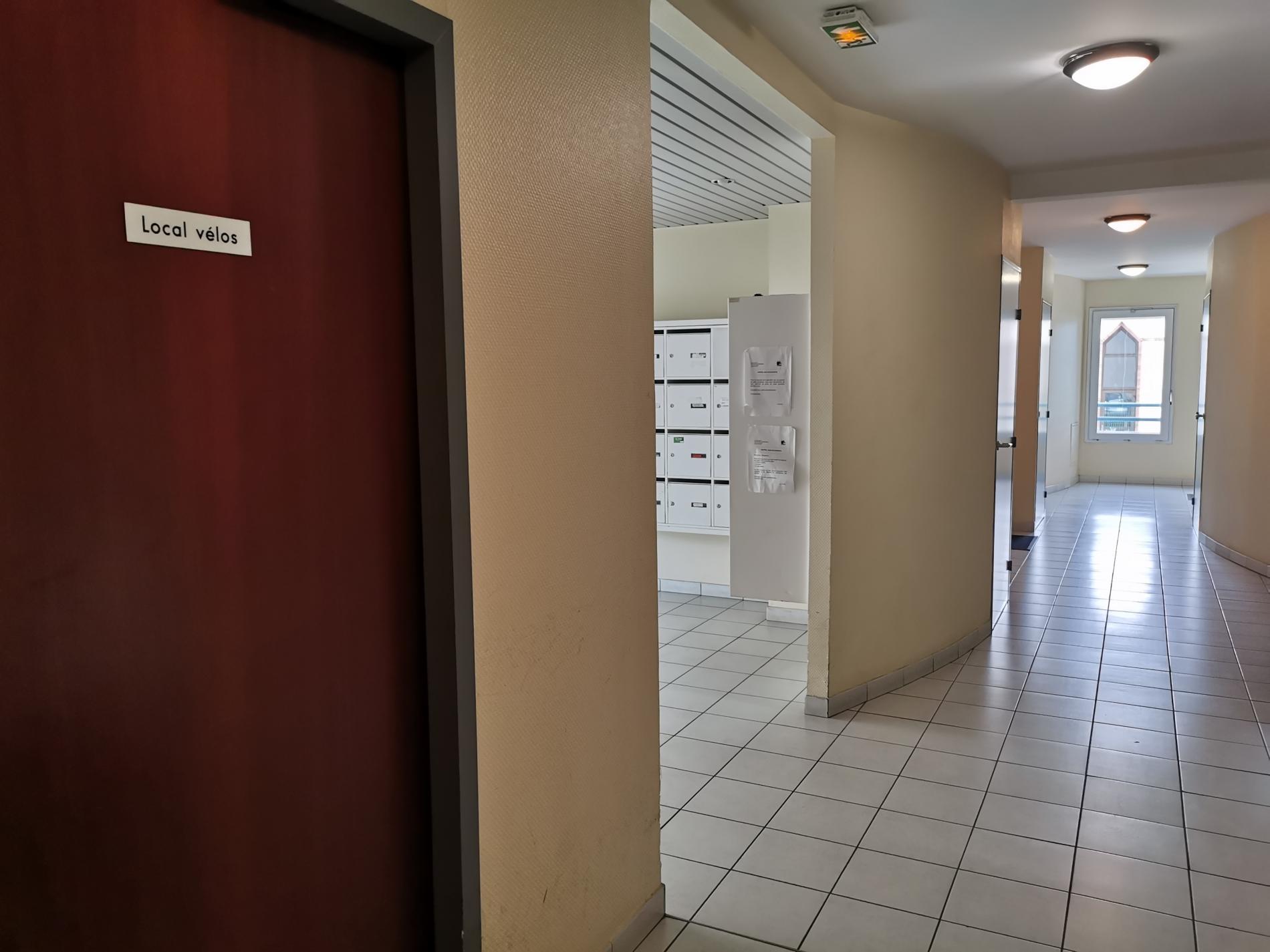 studio avec parking proche lafayette